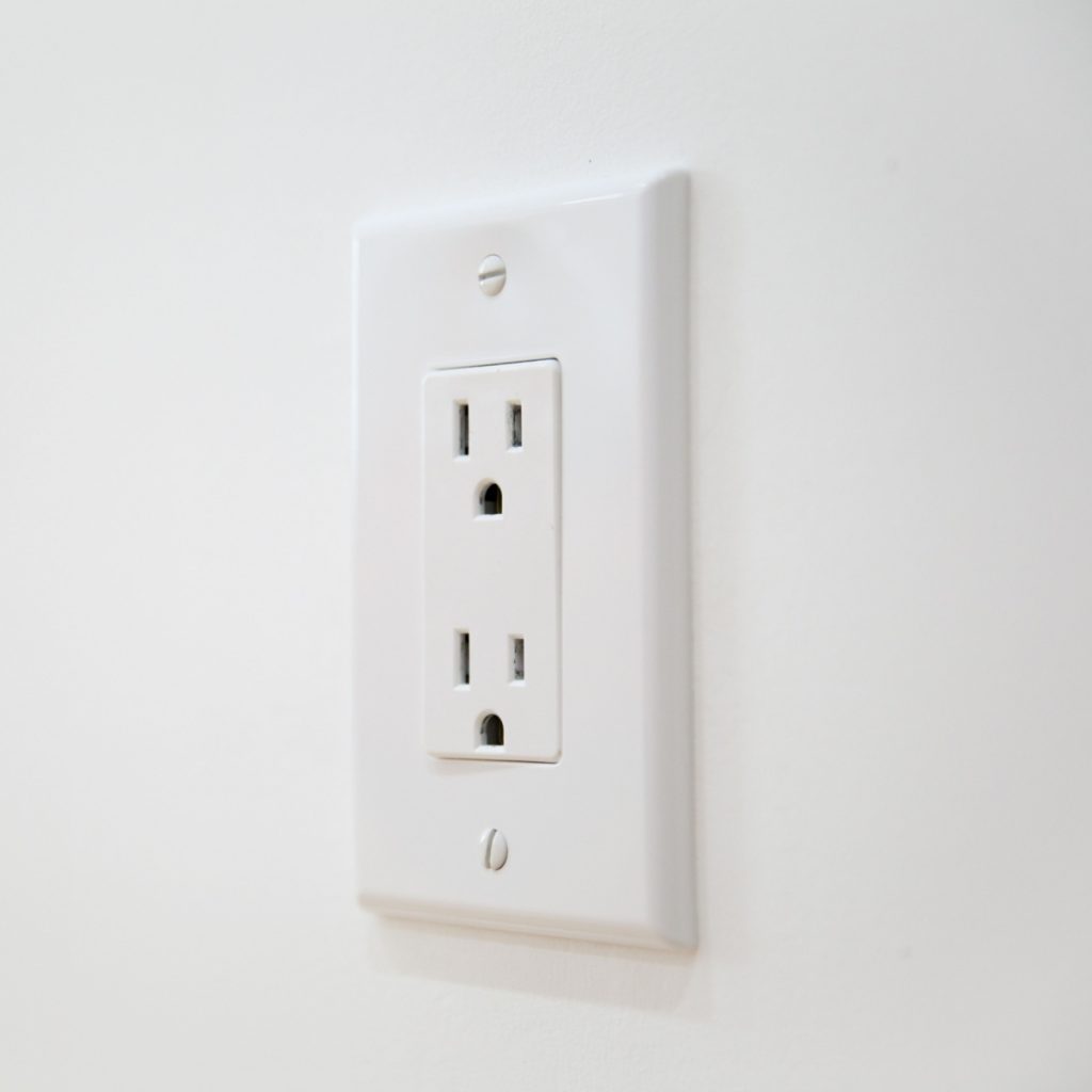 Common Signs Your Tacoma Property Needs Electrical Outlet Replacement